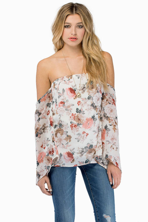 Clio Floral Top in Ivory - $42 | Tobi US