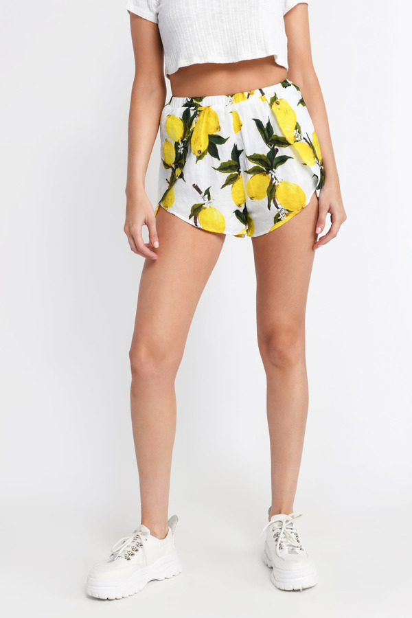 shorts with lemons on them