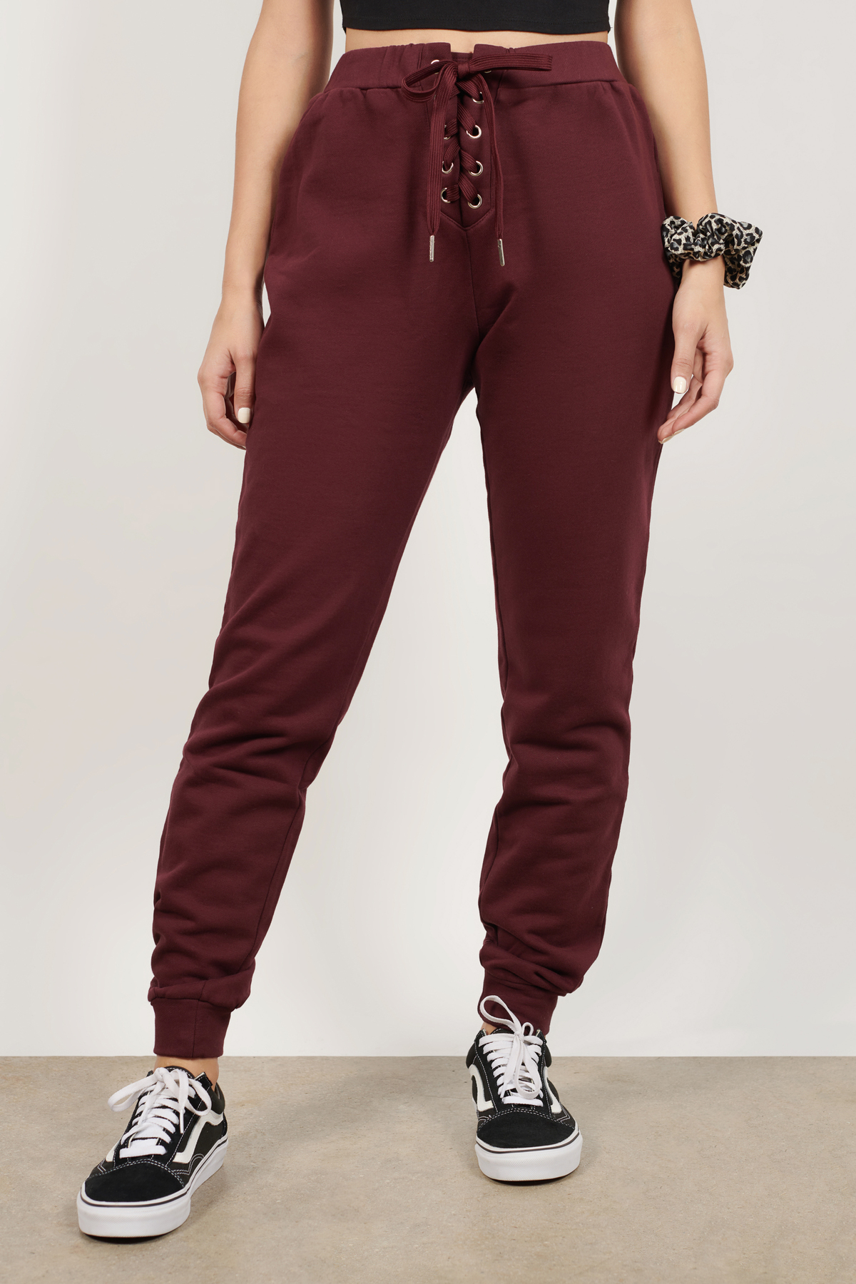 lace up joggers